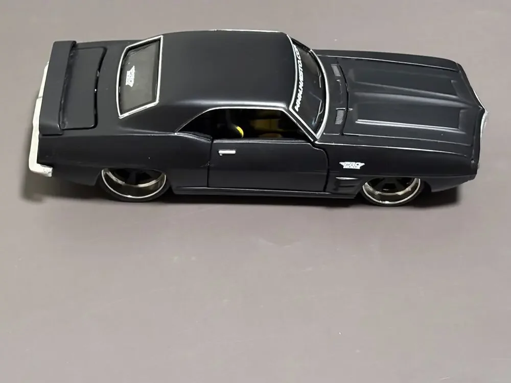 1969 Matte Black Pontiac Firebird 1:24 Die cast Car Maisto Pro Rodz